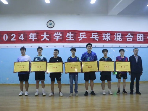 公司合照_副本.jpg